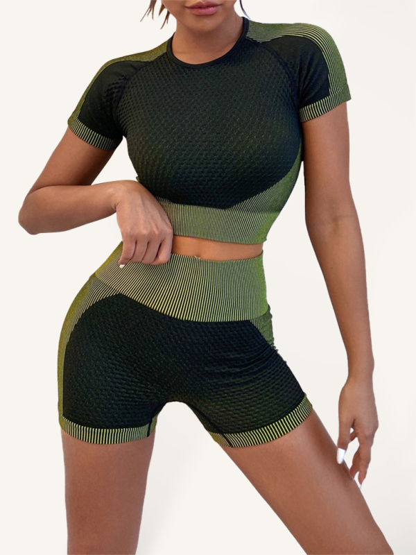 {Women's Fashion}-chiquechics